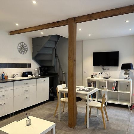 Les Gites De Claire Honfleur Bagian luar foto
