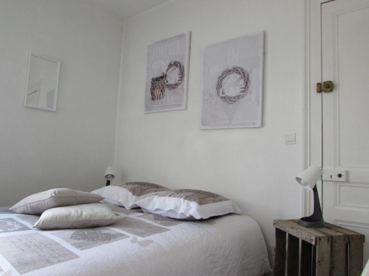 Les Gites De Claire Honfleur Bagian luar foto