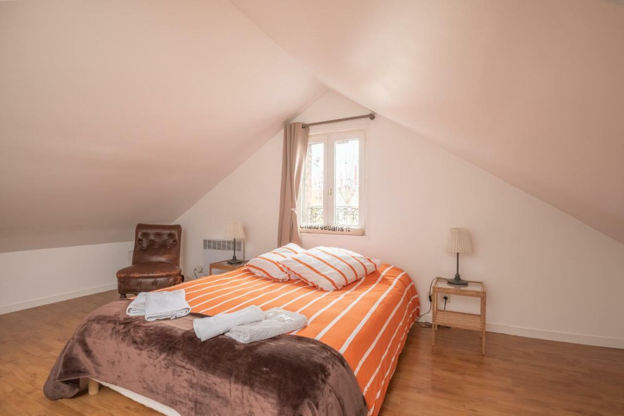 Les Gites De Claire Honfleur Bagian luar foto